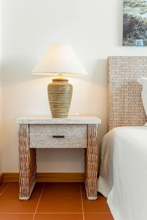 Apartment Residence Golf , With Garden And Pool Quarteira