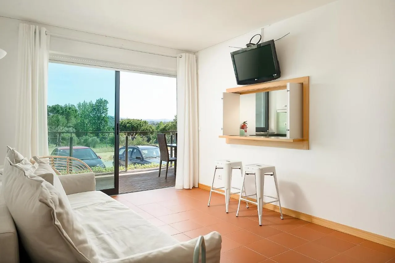 Apartment Residence Golf , With Garden And Pool Quarteira 0*,